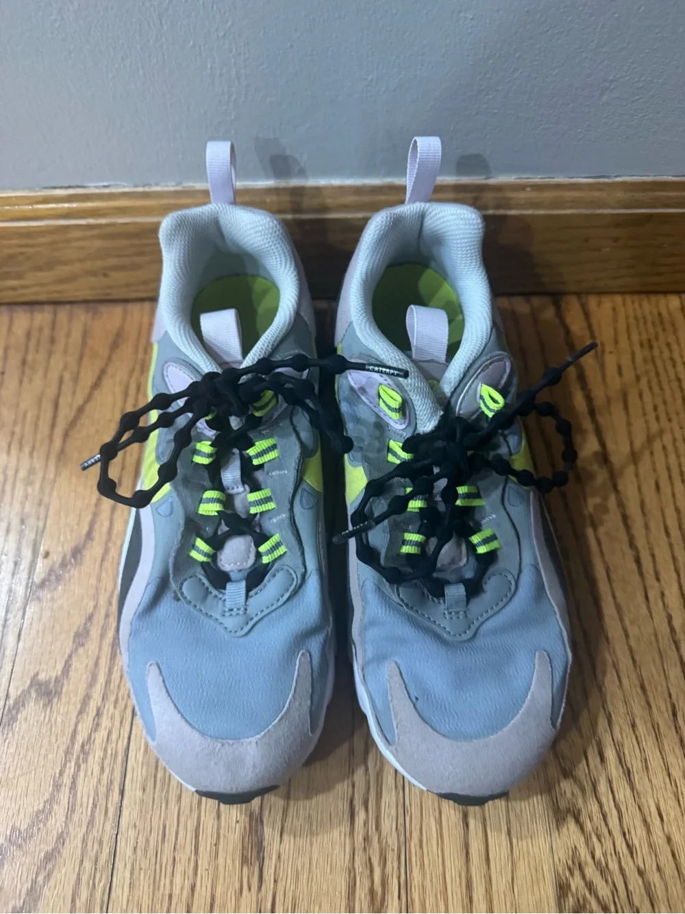 Nike Air70 React Air Max Shoes Size 4
